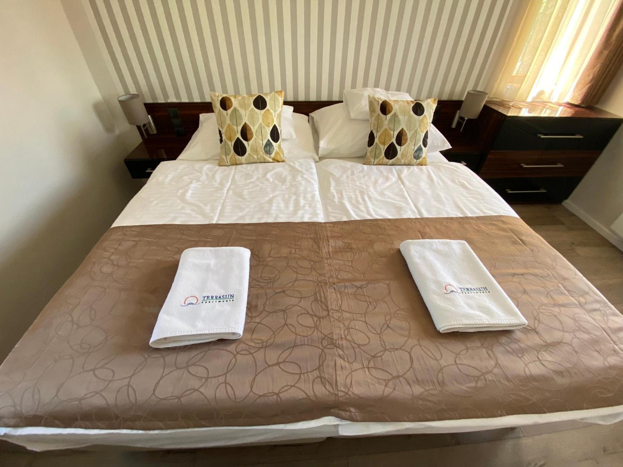 באלאטונסארסו Terrasun Apartments מראה חיצוני תמונה