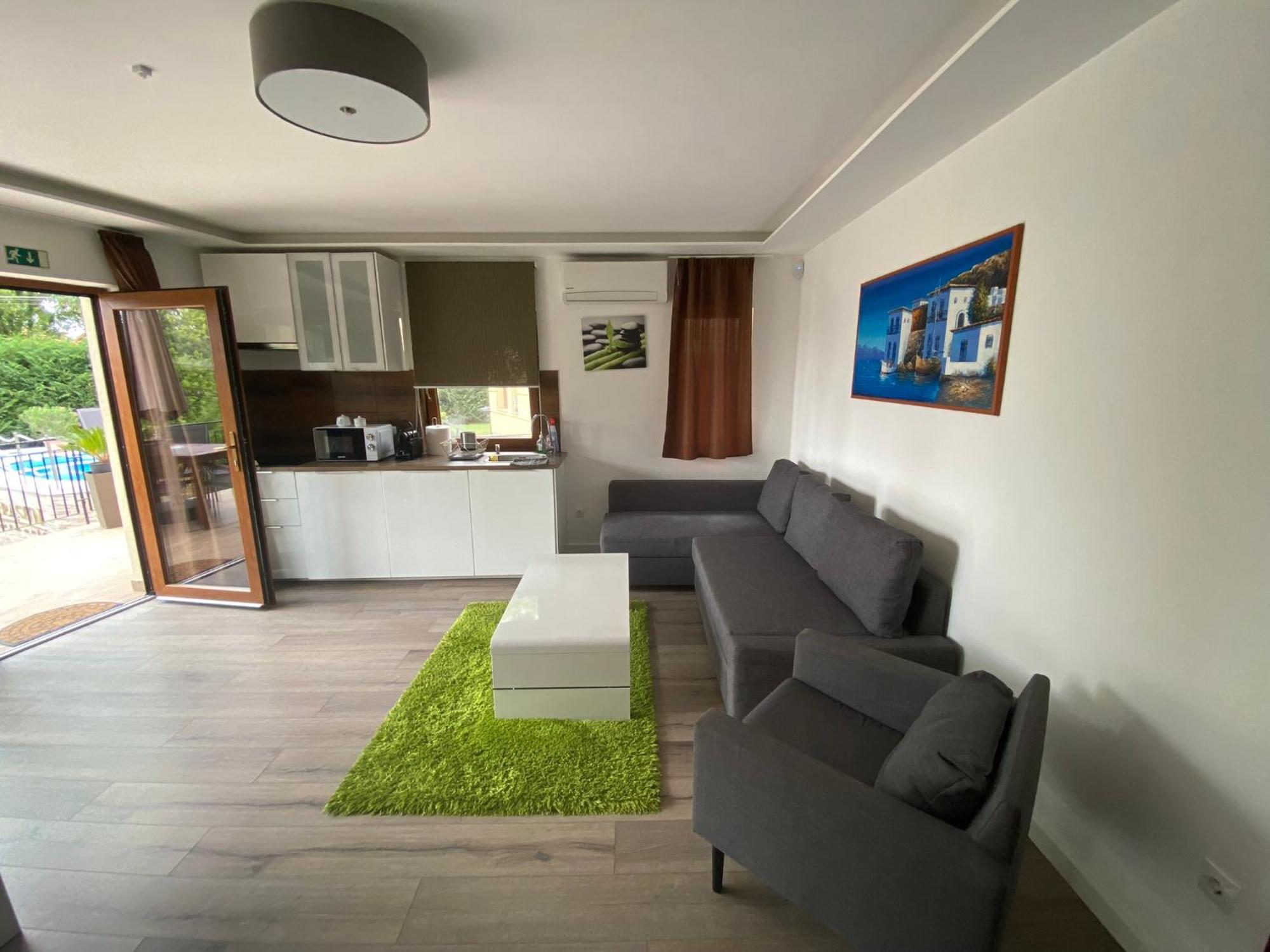 באלאטונסארסו Terrasun Apartments מראה חיצוני תמונה